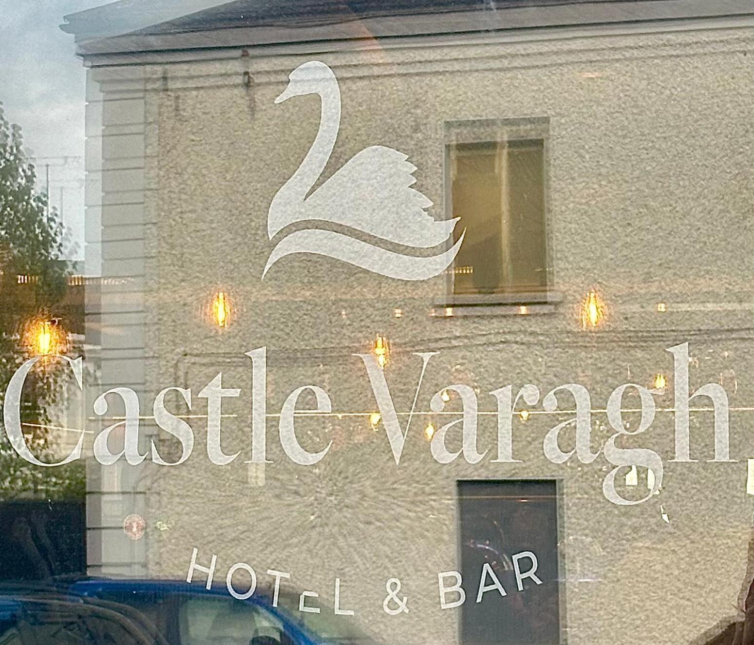 Castle Varagh Hotel & Bar Castlepollard Экстерьер фото